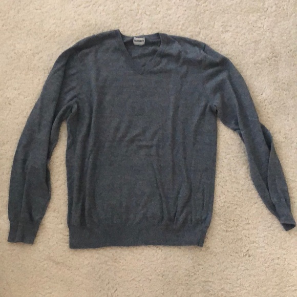 Sweater - Picture 1 of 2